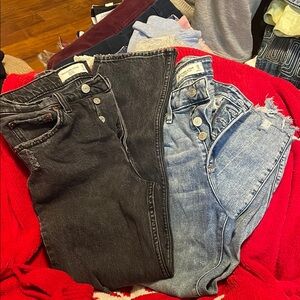 2 A&F Jeans: (1) Black and (1) Blue Women's size 0s